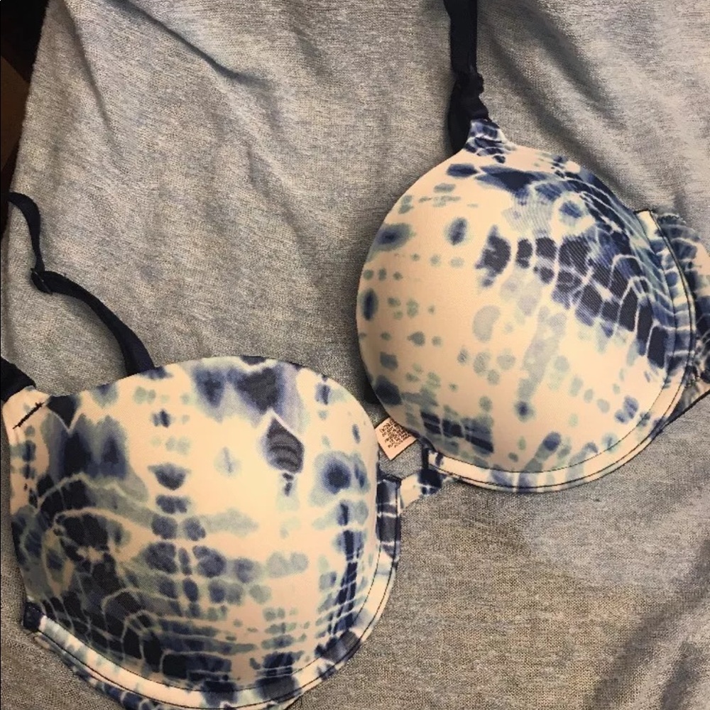 Victoria’s Secret padded pushup 34D